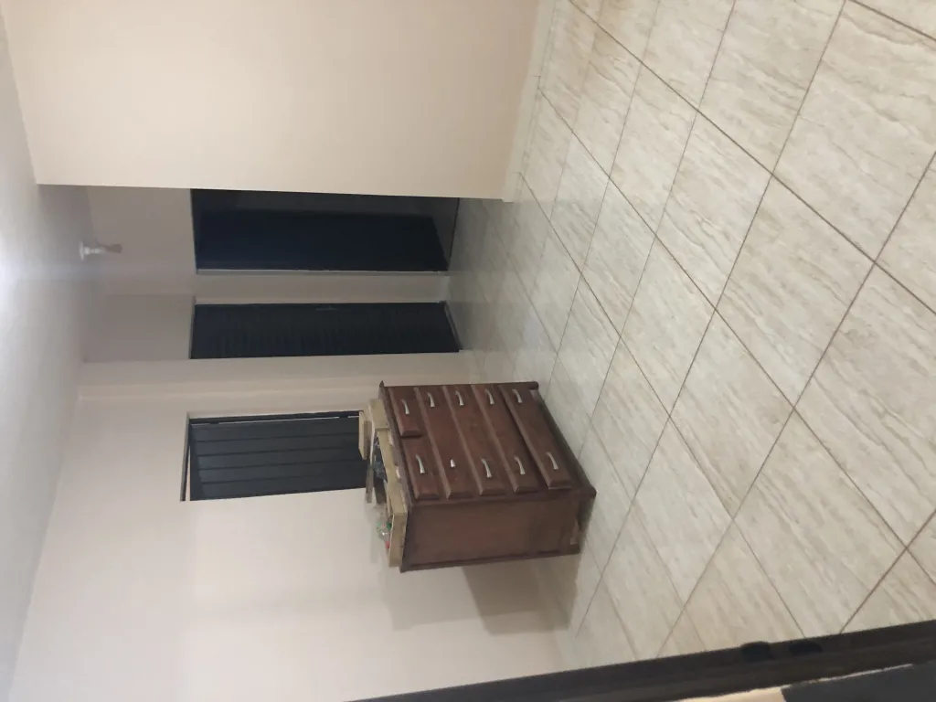 ALQUILO DEPÓSITO EN HERNANDARIAS — foto 2