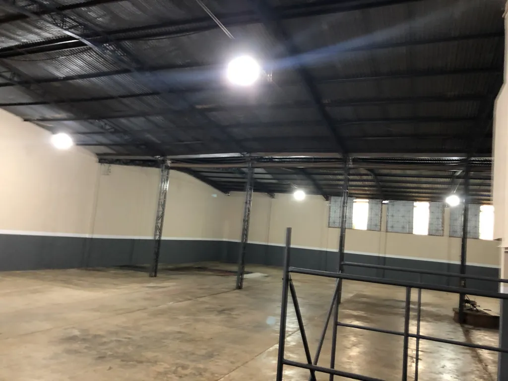 ALQUILO DEPÓSITO EN HERNANDARIAS — foto 3