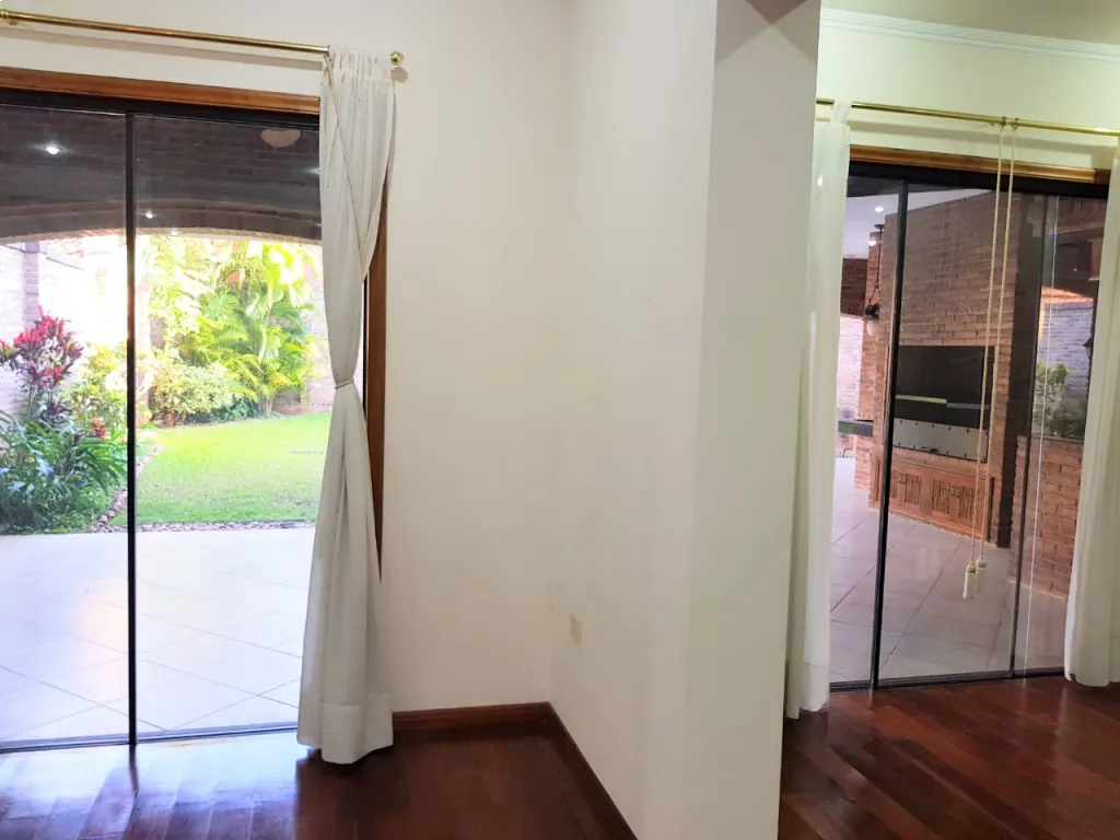 VENDO HERMOSA RESIDENCIA — foto 2
