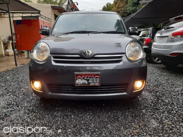 Toyota Sienta 2010 — foto 3