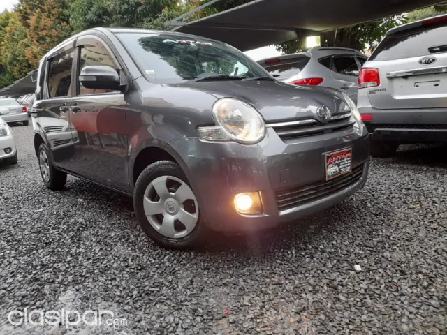Toyota Sienta 2010 — foto 2