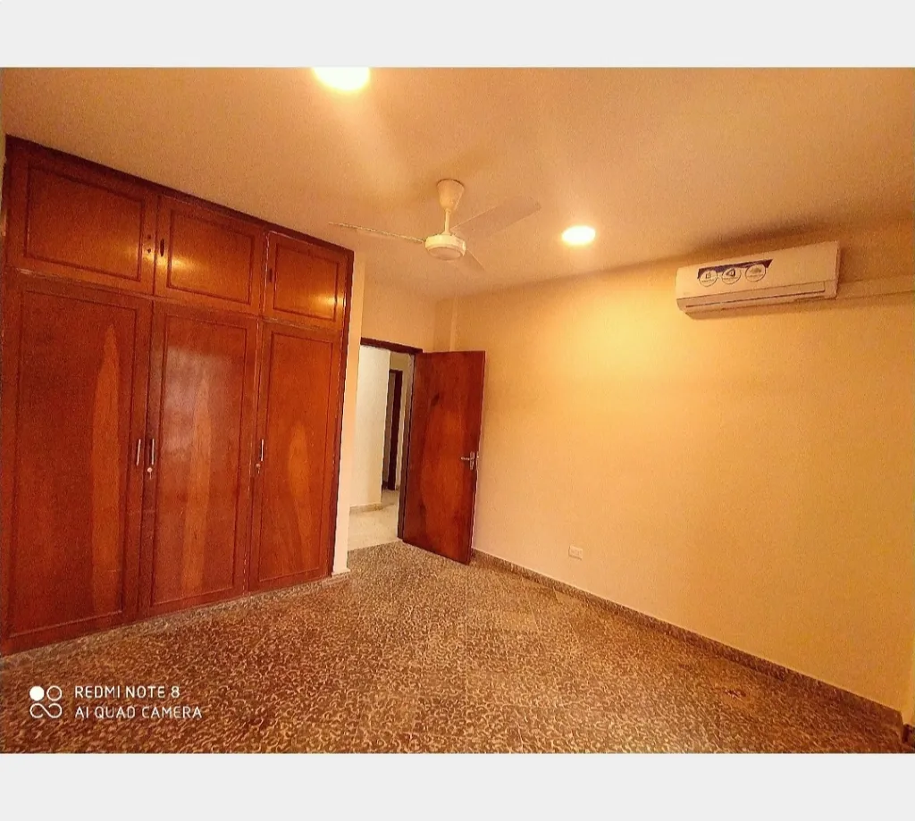 Zona colegio las almenas-Villa Morra — foto 3
