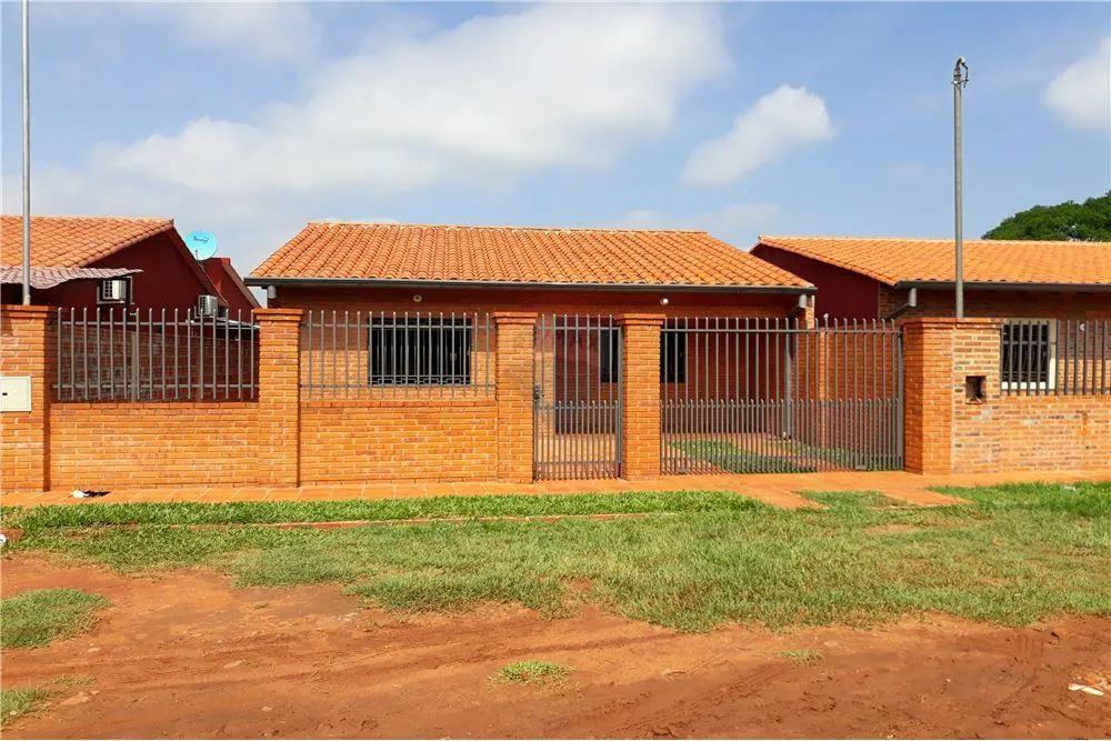 Hermosa casa a estrenar en Mora Cué — foto 3