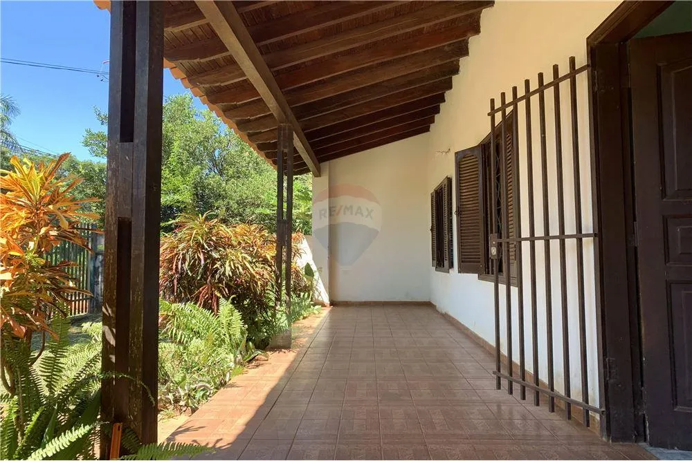 Casa en esquina en Isla Bogado Luque. A 3 cuadras de Fotógrafos del Chaco — foto 2