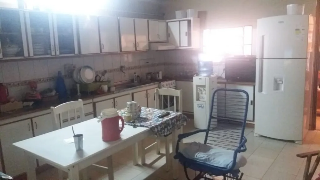 Vendo casa en la Ciudad de Roque Alonso a pocas cuadras el shopping Mariano — foto 2