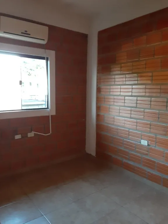 Departamento y cochera — foto 2