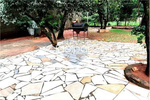 VENDO CASA ECONÒMICA EN SAN LORENZO - SOBRE ASFALTO — foto 2