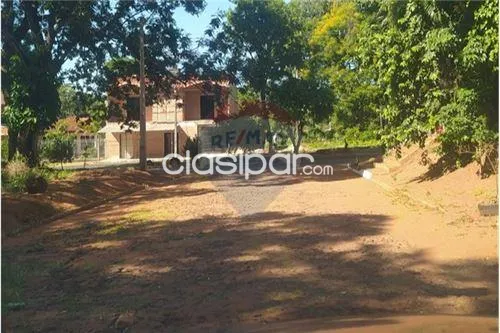 VENDO CASA EN SAN LORENZO - UBICACION PRIVILEGIADA (a 50 metros de Moisés Bertoni) — foto 2