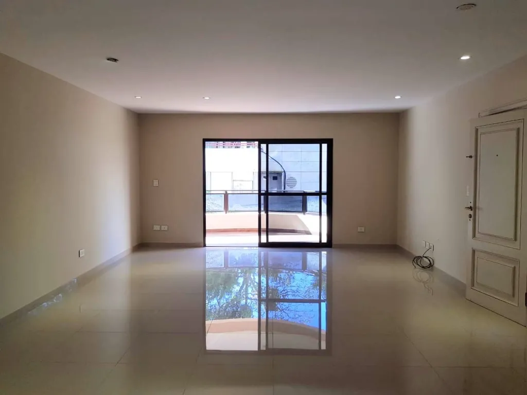 VENDO HERMOSO Y AMPLIO DEPARTAMENTO LAS MERCEDES 195,000 USD — foto 2