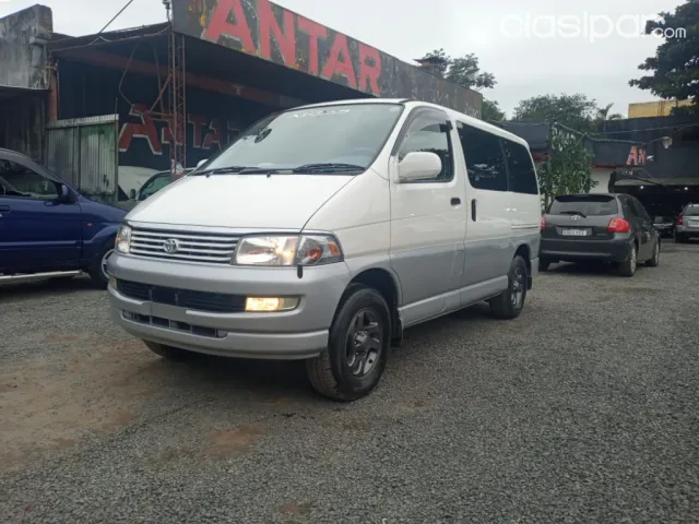 Toyota Regius Recien-Import 1998 — foto 4