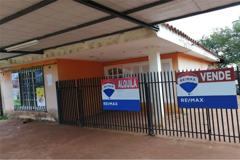 Vendo casa en el barrio Los Arrabales de Encarnación: 3 habitaciones y un baño. — foto 2