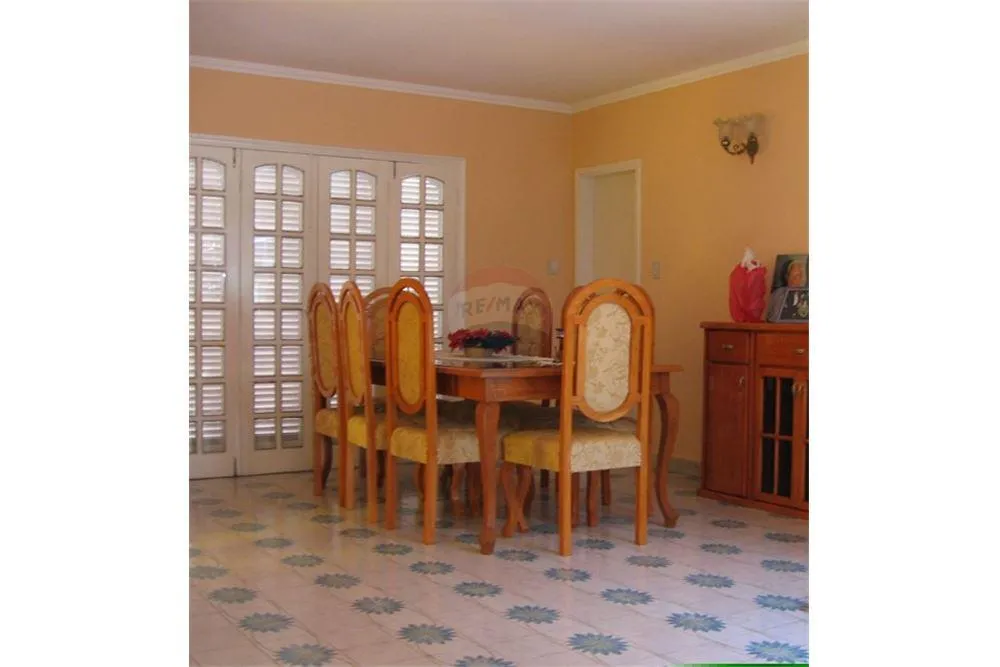 REMATO CASA SOBRE AVDA FERNANDO DE LA MORA — foto 3