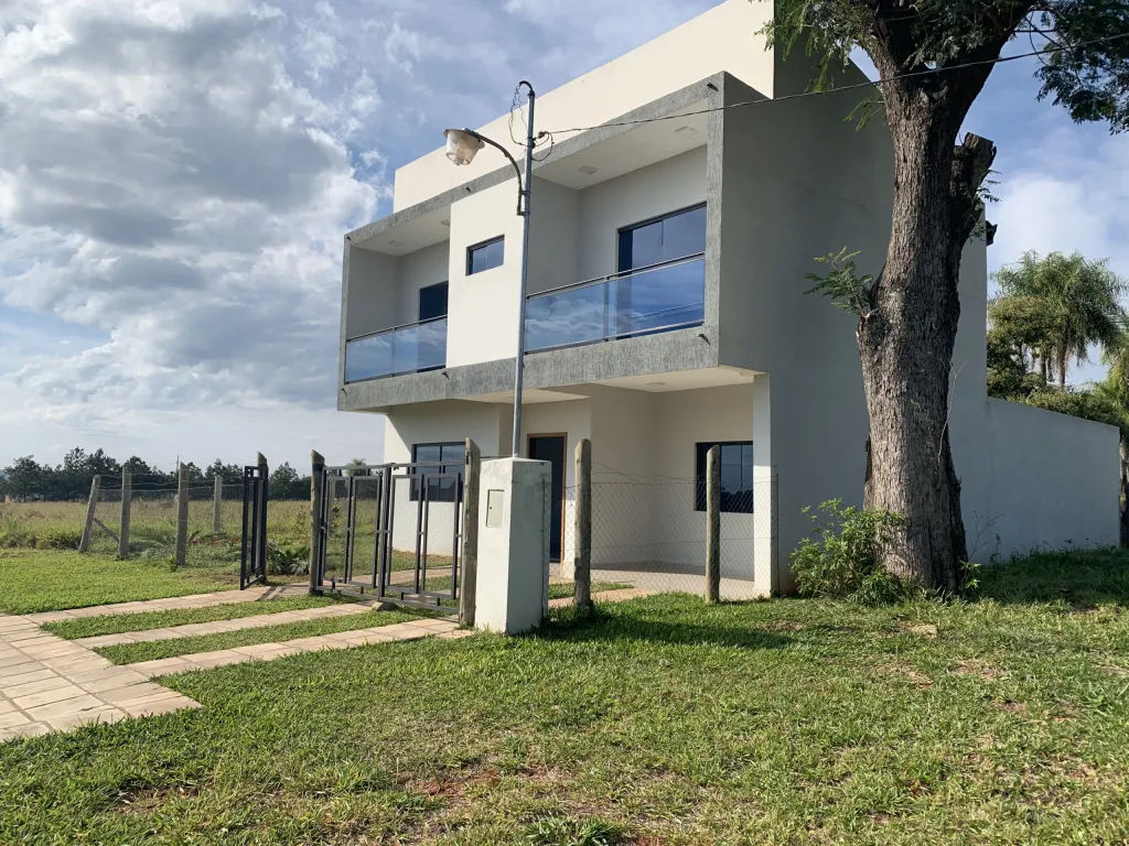 CASA A ESTRENAR ZONA CORDILLERA CAACUPE — foto 2