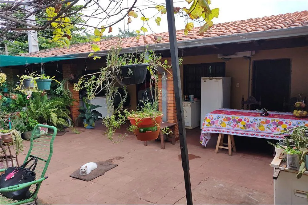 Vendo Casa En la Ciudad de Luque — foto 2