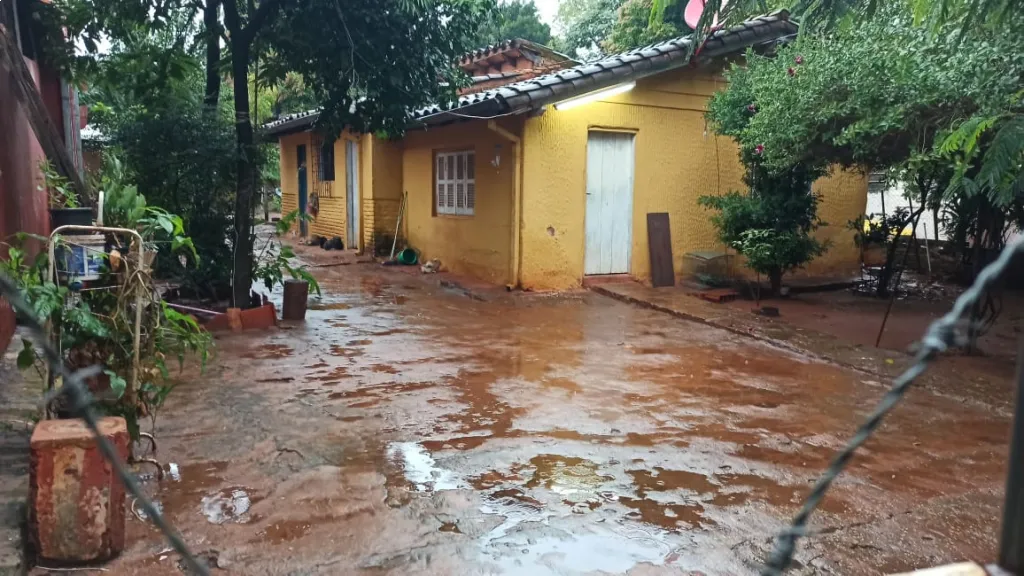 Vendo Terreno con casa pequeña — foto 3