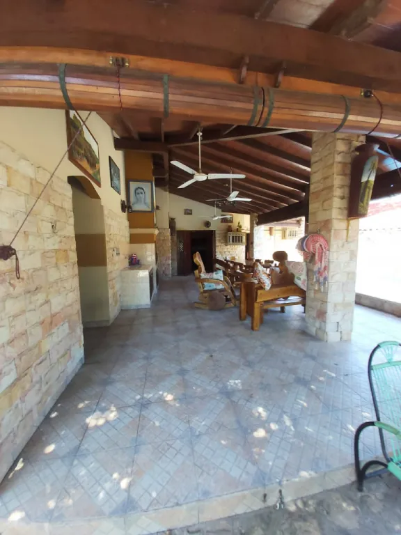 VENDO HERMOSA CASA EN EL BARRIO SAJONIA — foto 2