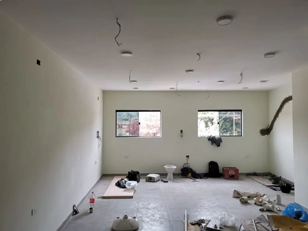 Deposito o Tinglado con oficinas en Asunción Zona Semidei a metros de la transchac — foto 3