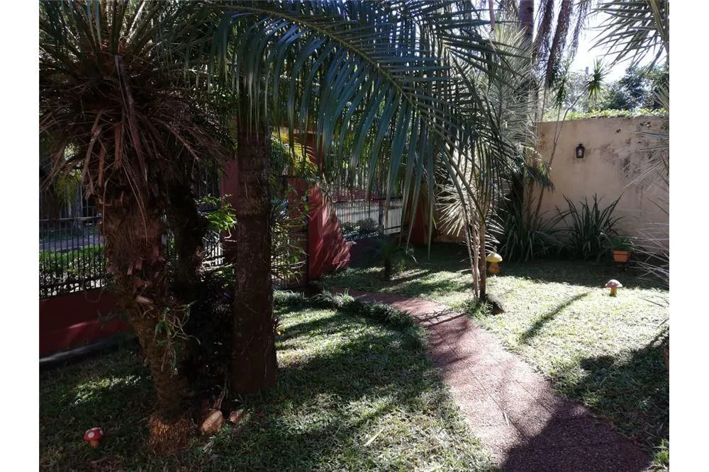 Vendo casa en el barrio Pettirossi de Cambyreta: 3 habitaciones y 3 baños. — foto 2