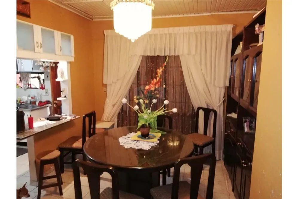 Vendo casa en el barrio Pettirossi de Cambyreta: 3 habitaciones y 3 baños. — foto 3