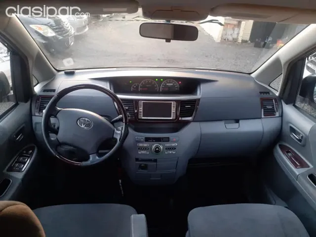 Toyota Noah 2005 — foto 4