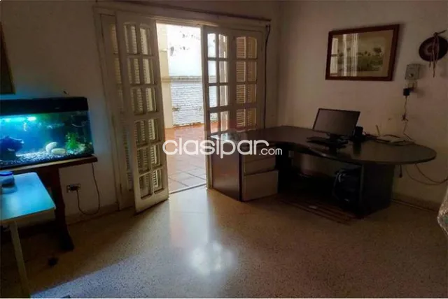 RESIDENCIA EN BARRIO MBURUCUYA — foto 2
