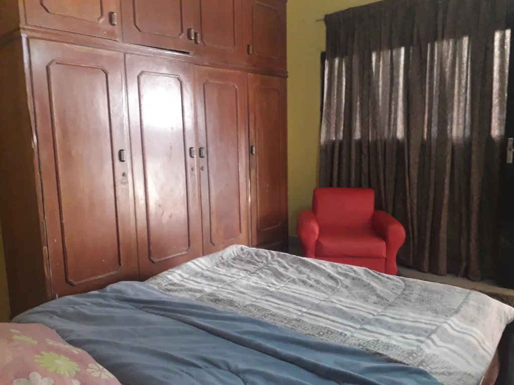 Alq.habitacion amoblada — foto 2