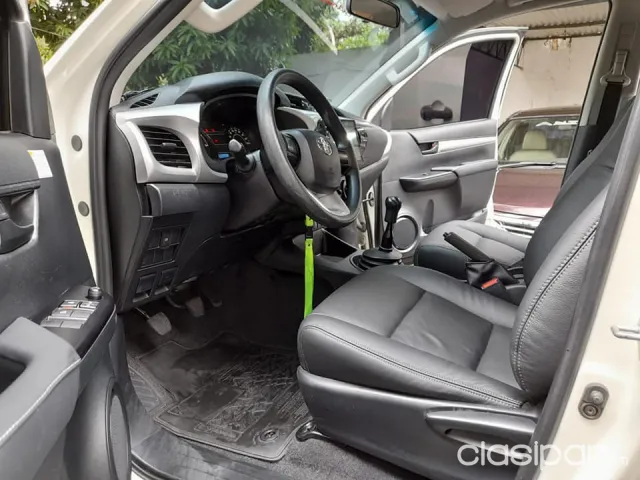 Toyota Hilux 2018 — foto 3