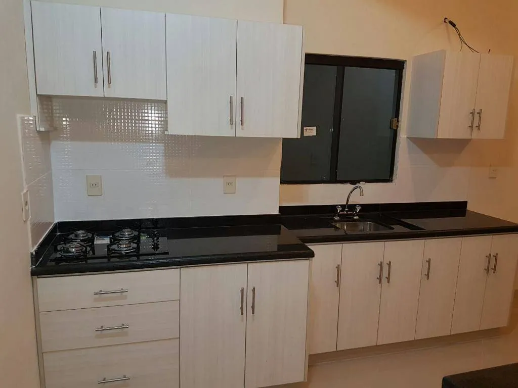 VENDO EDIFICIO TERRAZAS DE LAMBARÉ — foto 3