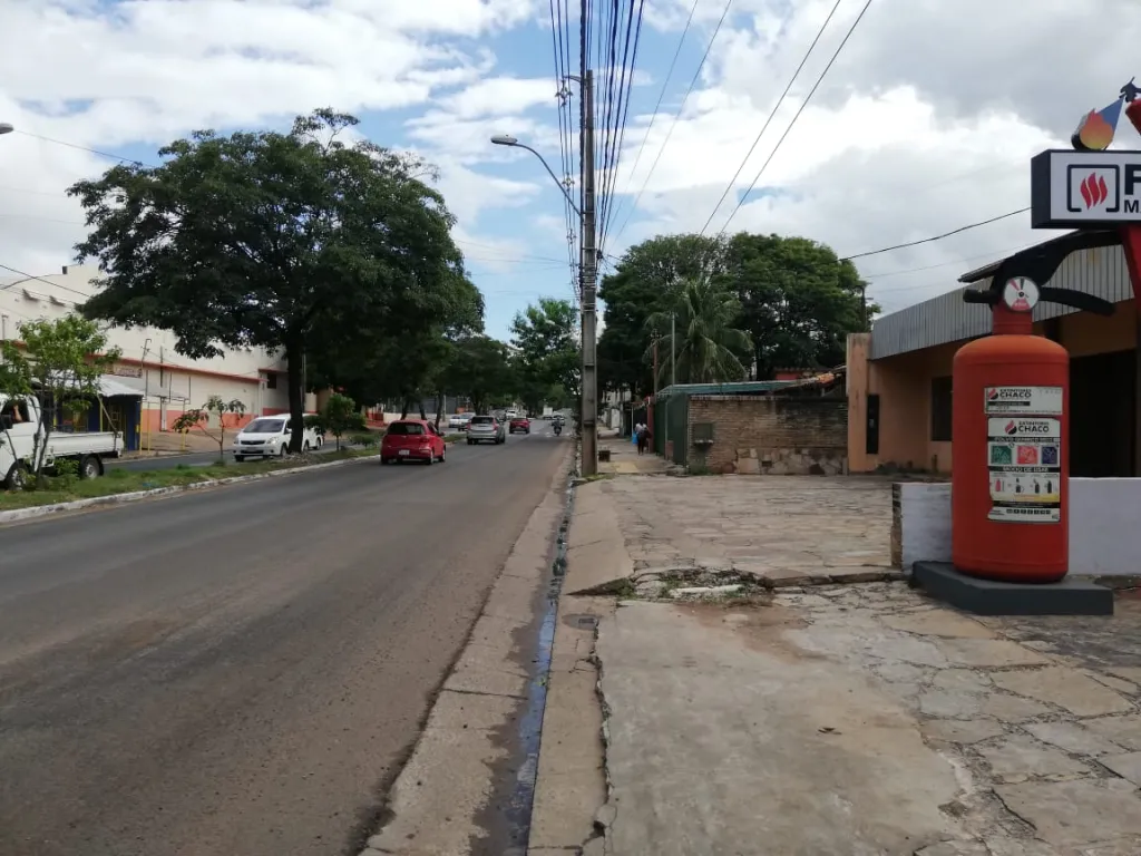 VENDO IMPORTANTE PROPIEDAD S AVDA GENERAL SANTOS — foto 2
