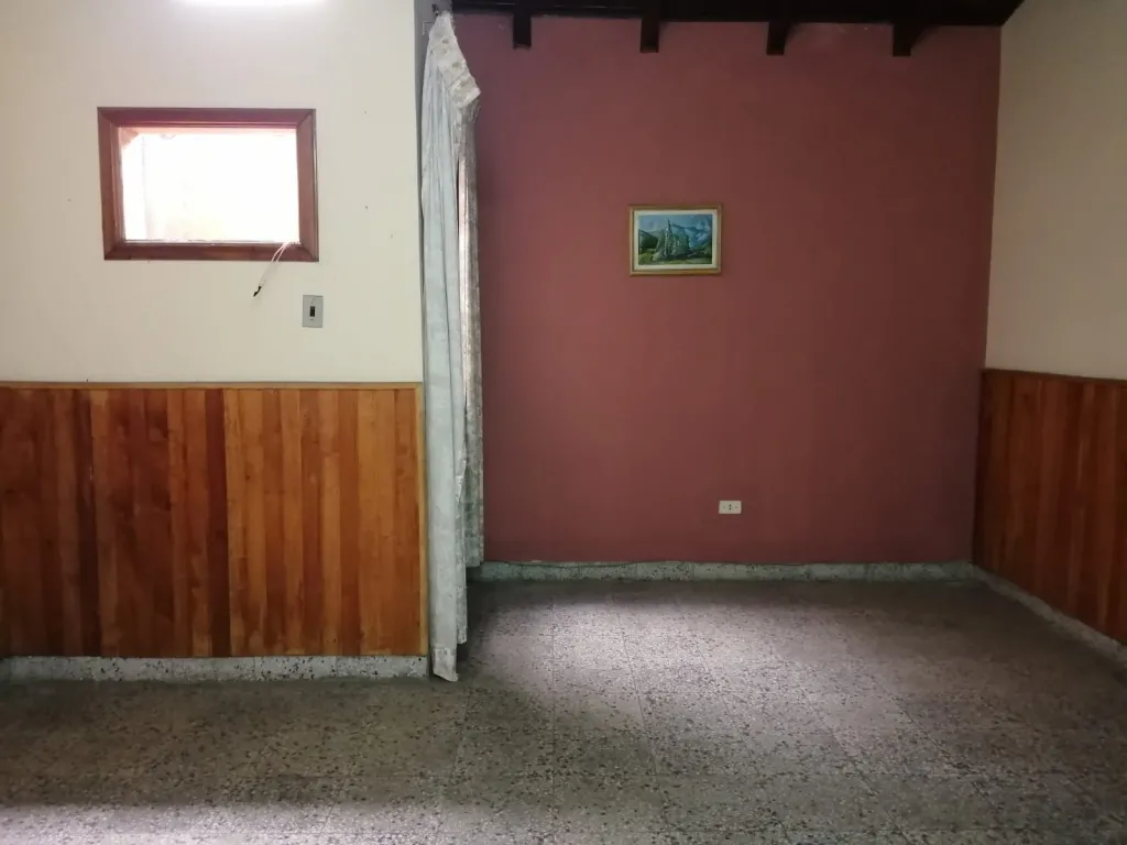 CASA A REFACCIONAR A PASOS DE LA AVDA SANTA TERESA - YCUA SATI — foto 2