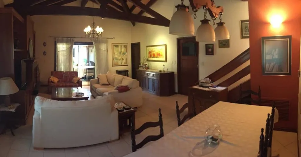 VENDO CASA EN BARRIO JARA (ZONA CENTENARIO) — foto 3