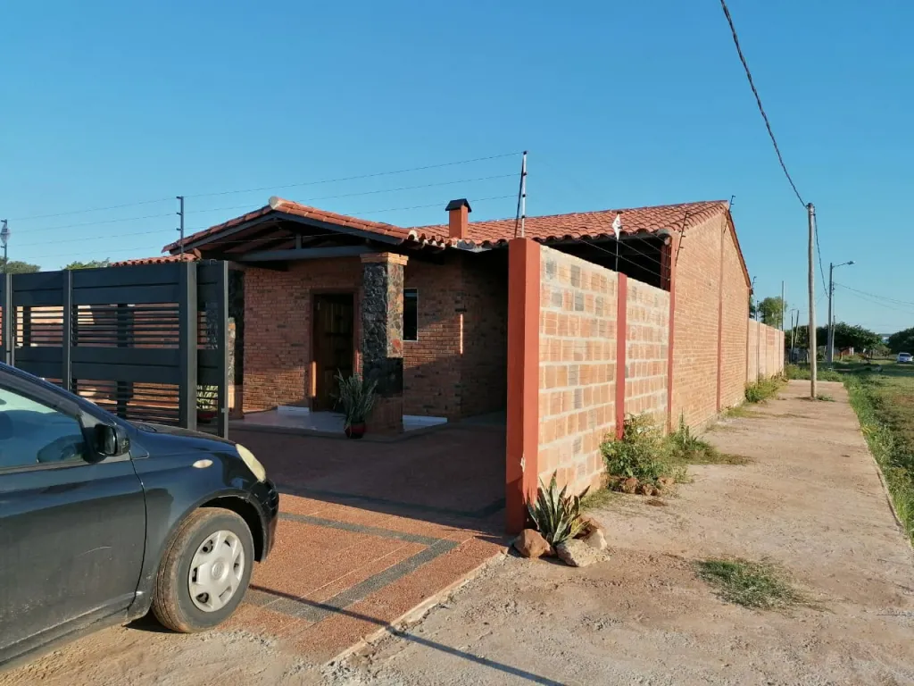 VENDO CASA EN GUARAMBARÉ — foto 3
