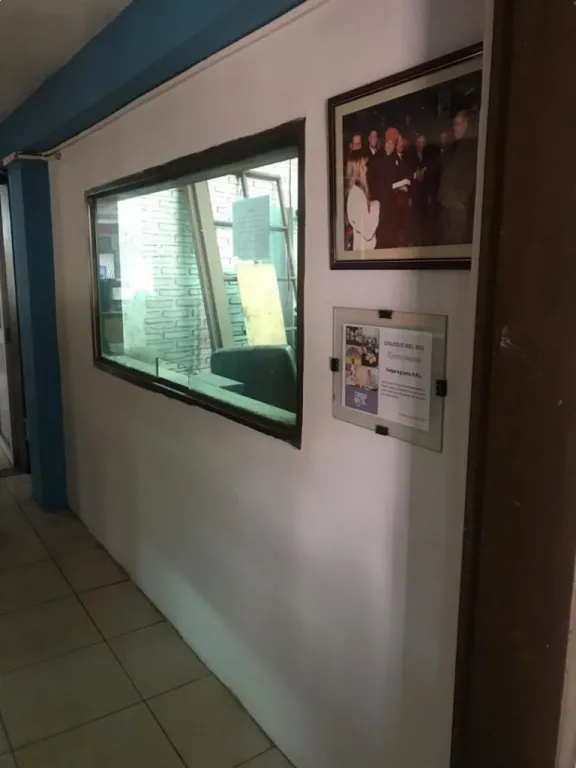 ¡En Venta! Hermosa Propiedad, Esquina de 2.119 m2. Sobre la Avda. Madame Lynch. (ID943) — foto 3