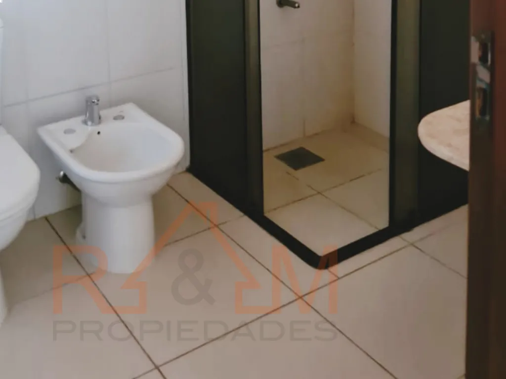 R&amp;M Propiedades OFRECE: DUPLEX EN VENTA — foto 2