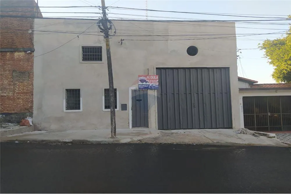 Deposito sobre Jose A Flores casi Av. Choferes del Chaco — foto 3