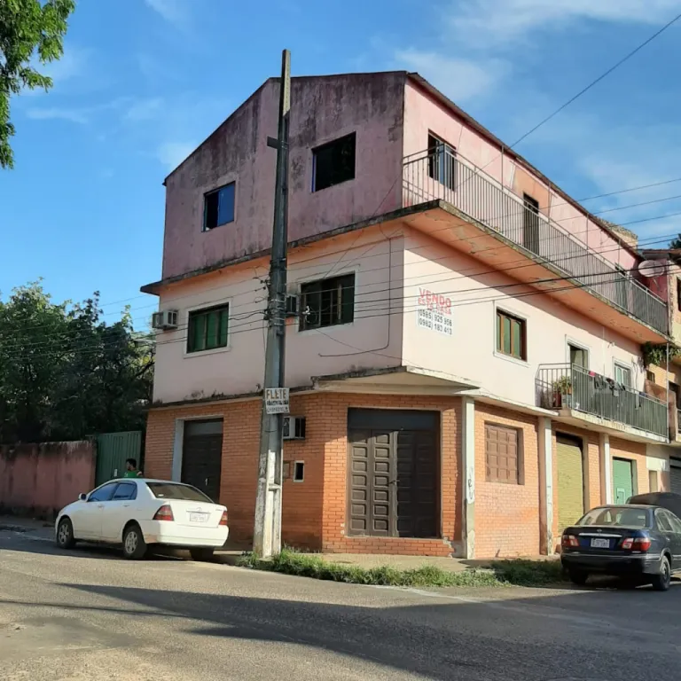 ¡ATENCION INVERSIONIATAS! Vendo una casa en inmejorable ubicación. — foto 3