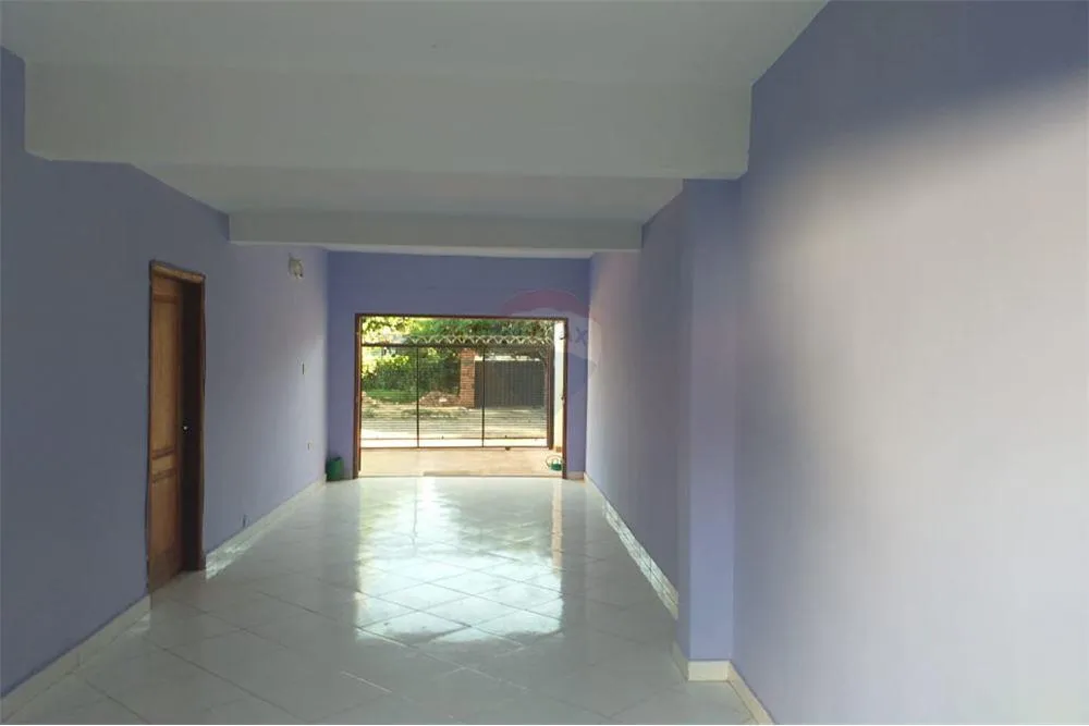 Vendo hermosa casa con piscina en Asunción - 1.250.000.000 Gs. — foto 2