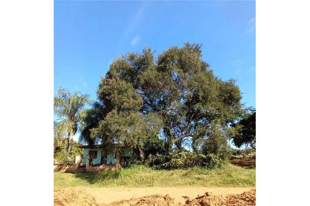 Vendo hermoso terreno en esquina - 165.000.000 Gs. — foto 2