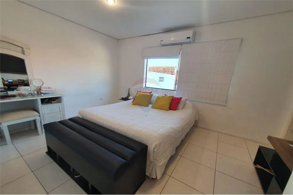 En Venta Duplex lujosa en Luque — foto 3