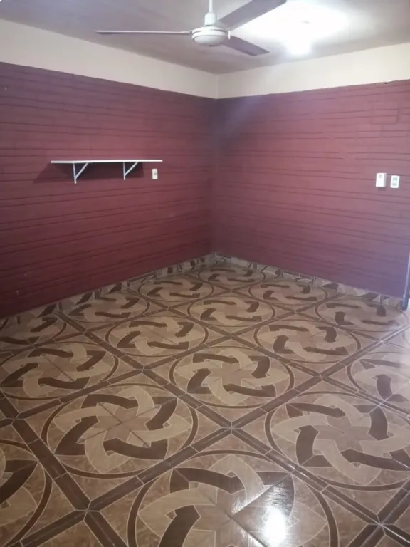 EDIFICIO DE DEPARTAMENTOS Y LOCALES COMERCIALES — foto 3