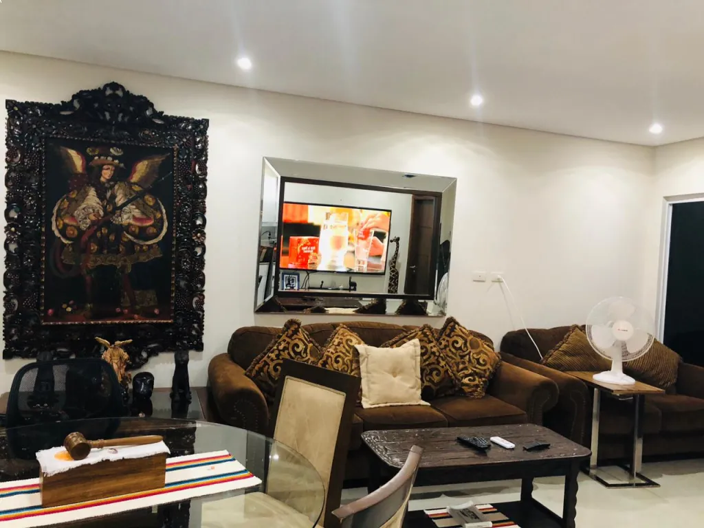 MINIMALISTA-CASA EN BARRIO NAZARETH — foto 3