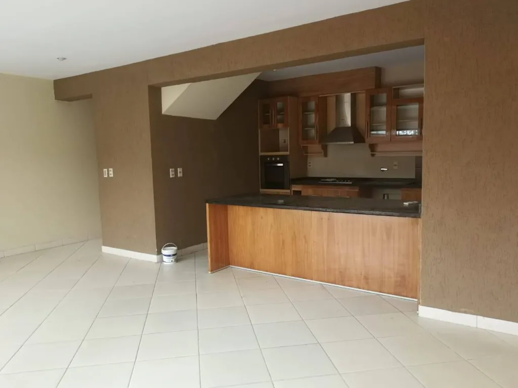 ALQUILO DUPLEX EN LUQUE ZONA EL CIT EN CONDOMINIO — foto 2