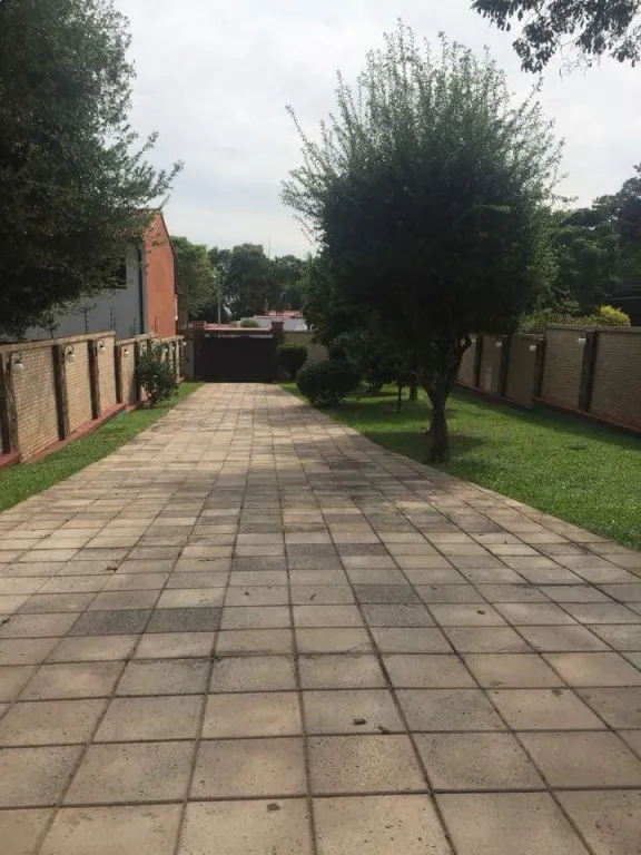 Vendo Terreno en Lambare, Zona Yacht — foto 2