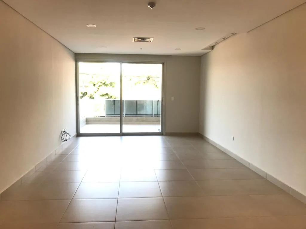 Alquilo amplio departamento de 3 dormitorios Barrio Herrera — foto 3