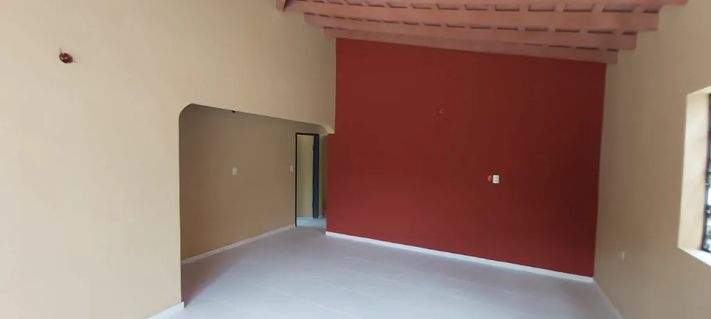 VENDO HERMOSA CASA EN ITACURUBI DE LA CORDILLERA — foto 2