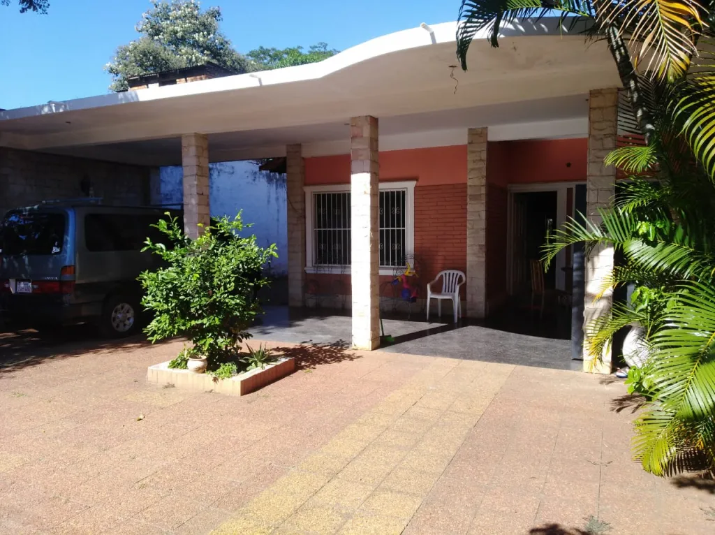 VENDO CASA EN B° FLORISA DE SAN LORENZO!! — foto 2