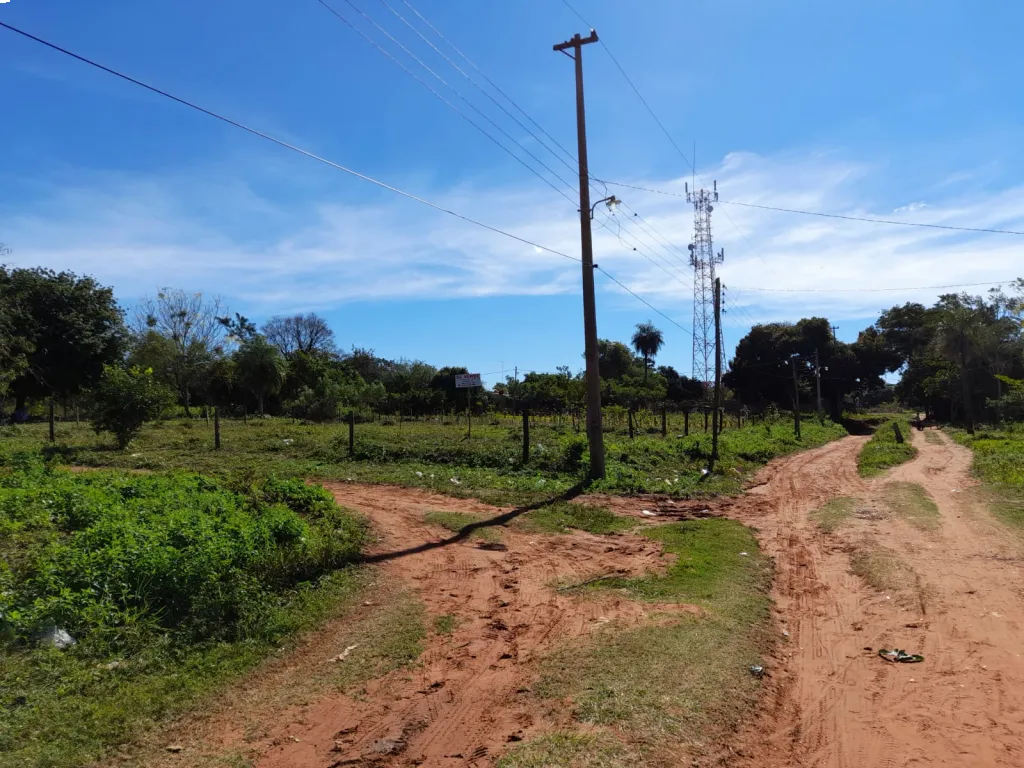 PROPIETARIO VENDE 5 TERRENOS JUNTOS (TITULADOS) EN YPANE — foto 3