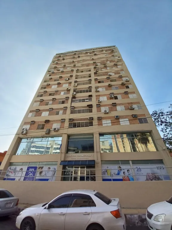 VENTA DE OFICINA EN EL EDIFICIO COMECIPAR — foto 3