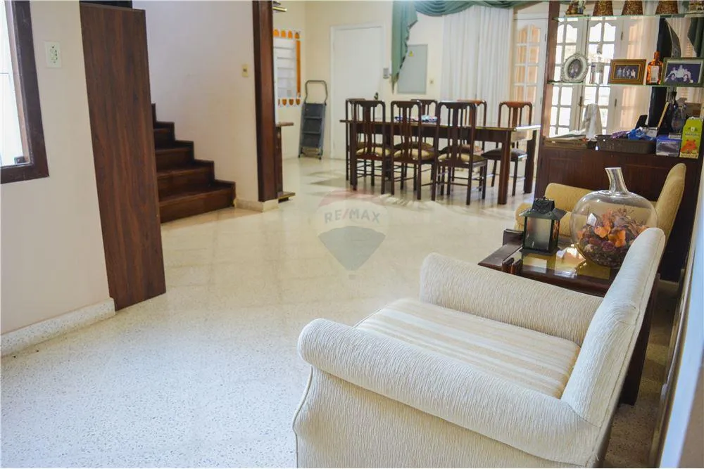 VENDO LUJOSA RESIDENCIA EN ASUNCION - 950.000 USD. — foto 3