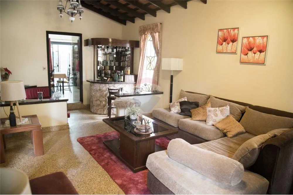 VENDO HERMOSA CASA EN ASUNCION - 260.000 USD. — foto 3